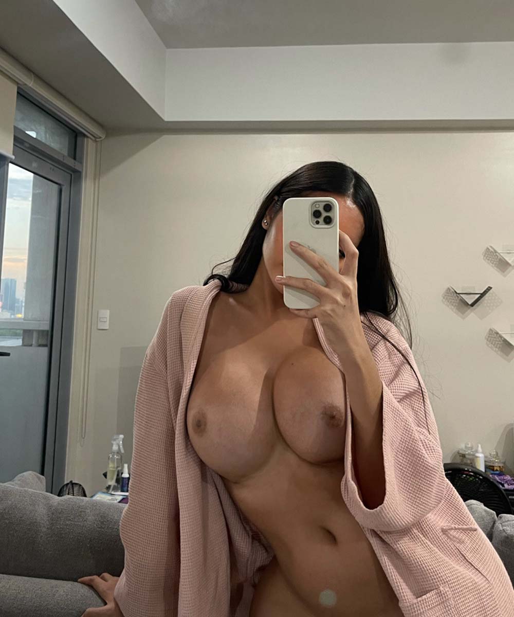 Angela Castellanos naked in Zahedan