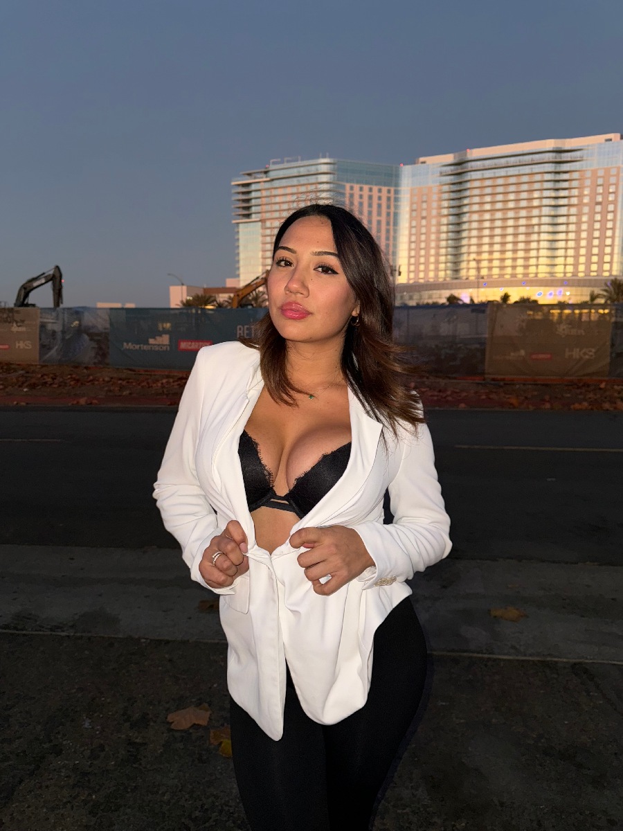 Take a pause and enjoy Ali Cruz — streaming from Zahedan