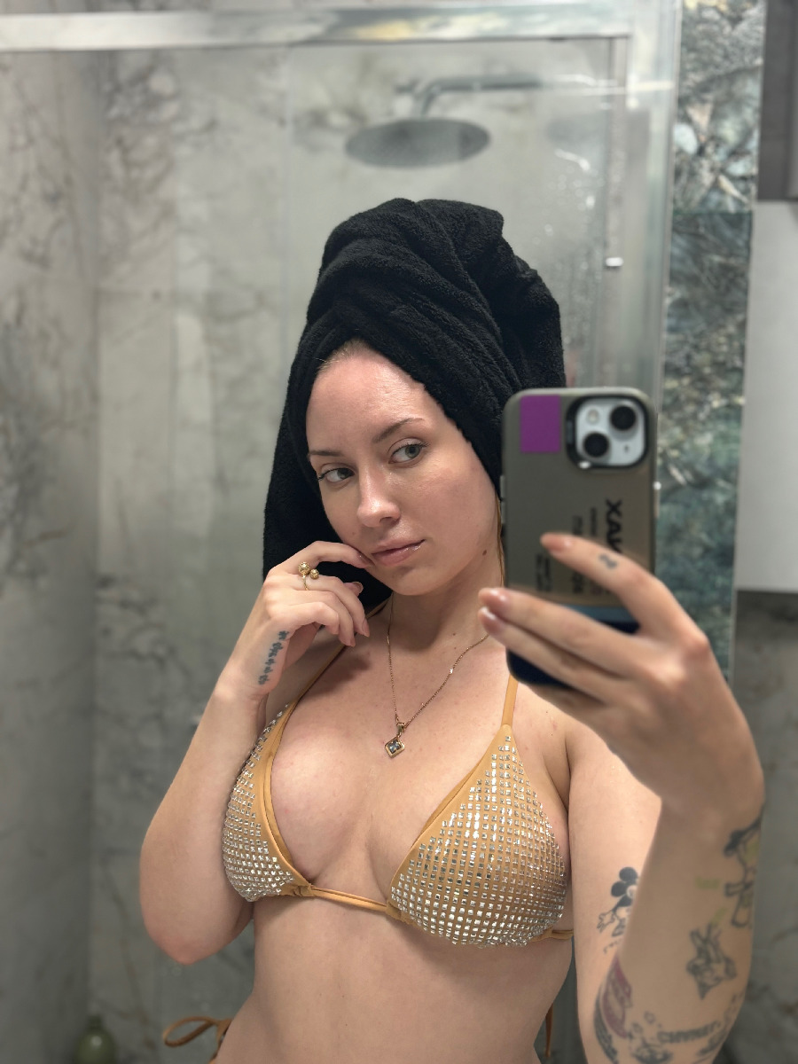 Nude girl KateV in Zahedan